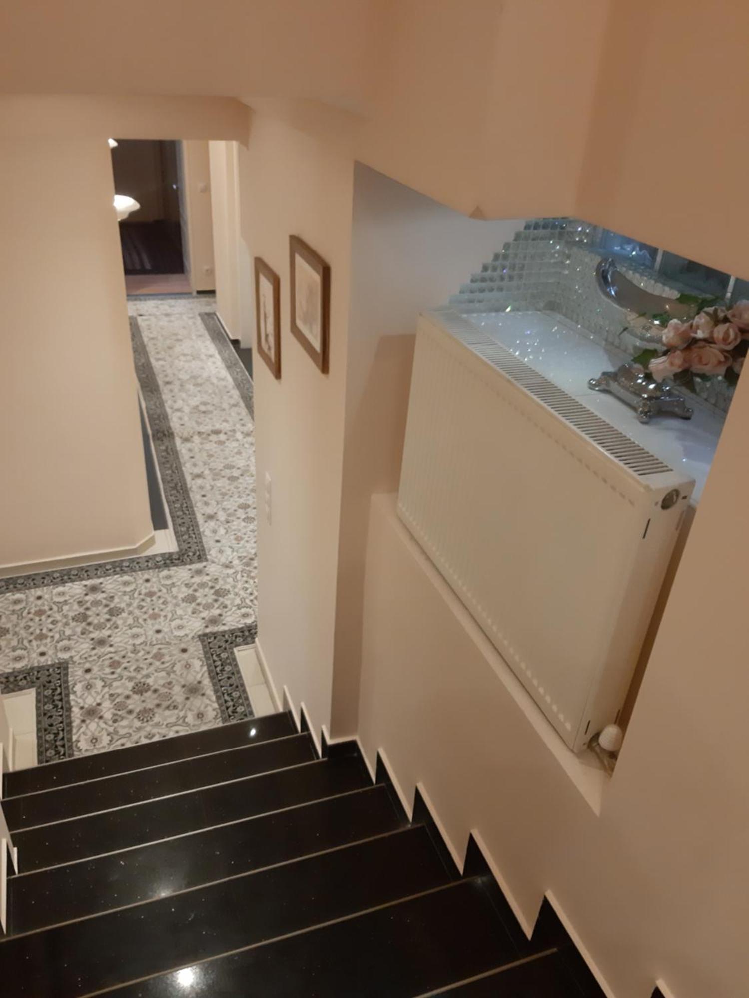 Grosse Wohnung Naehe Zentrum Viena Exterior foto